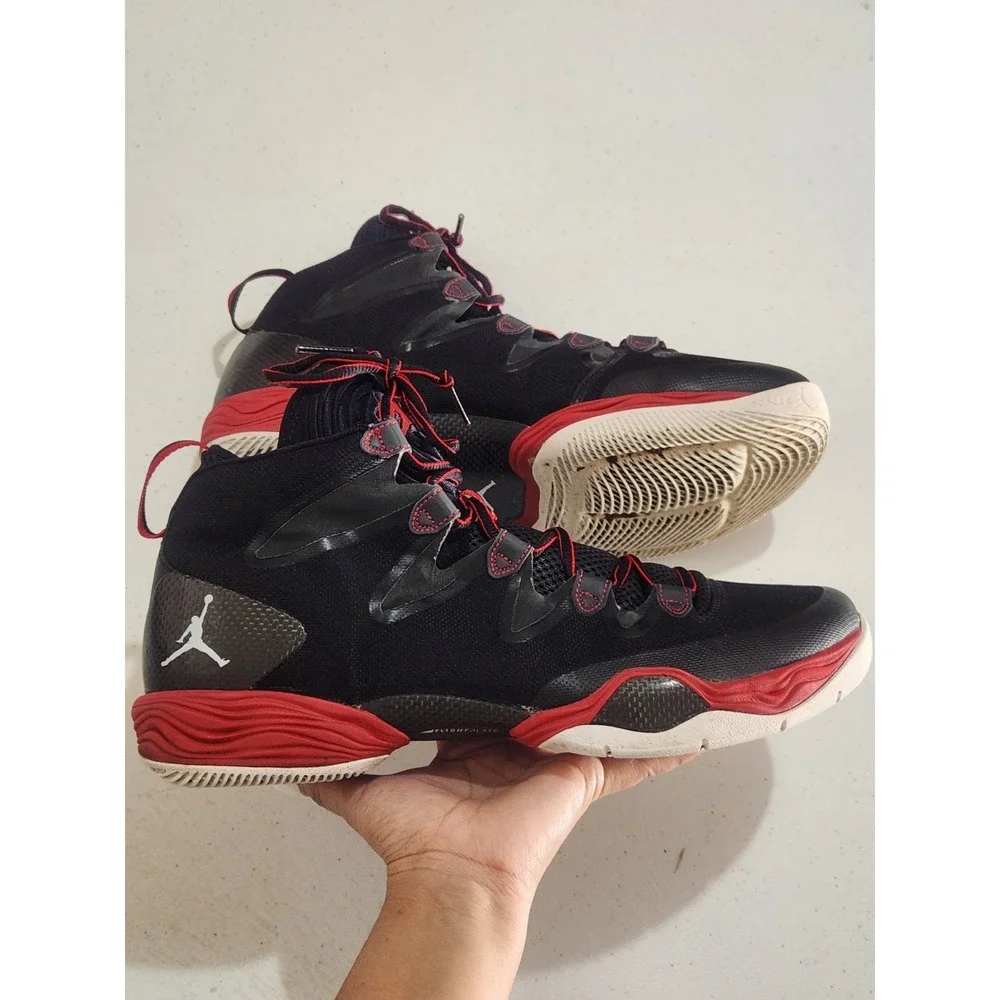 Air Jordan XX8 SE Bred 2013 Talla 12.5 US Black Red Sneakers 616345-001